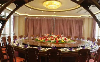 Xuanwei Meihuan Hotel