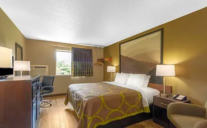Super 8 by Wyndham Abingdon VA