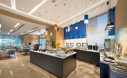 Holiday Inn Express Shenzhen North Station By IHG