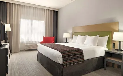 Country Inn & Suites by Radisson, Coralville, IA