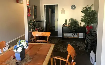 Earthquest Lodge