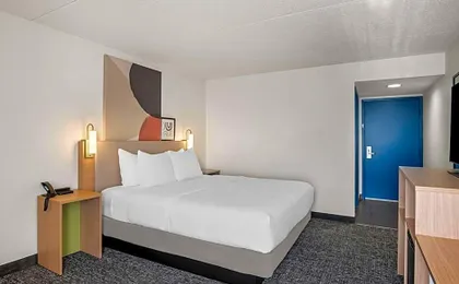 Spark by Hilton Stevensville