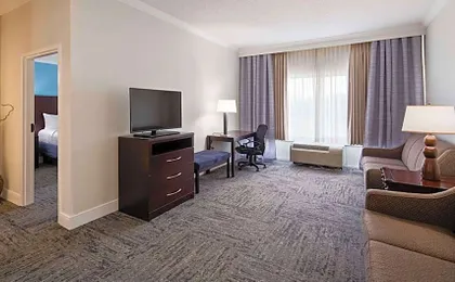 Best Western Plus Ambassador Suites Venice