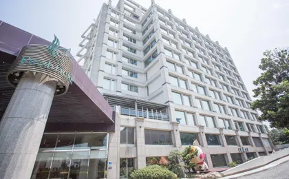 Freshfields Hotel