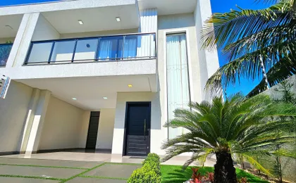 Casa Alto Padrão Novíssima 3 quartos