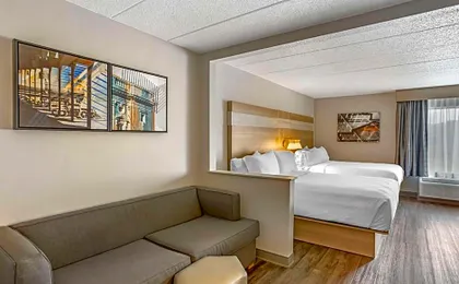 Best Western Plus Heritage Rail Inn Suites