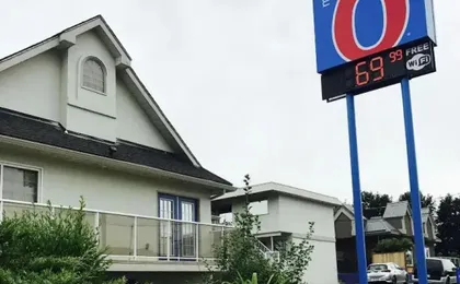 Skyline Motel