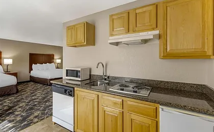 Best Western Plus Riverfront Hotel and Suites