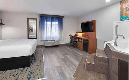 La Quinta Inn & Suites by Wyndham Wausau