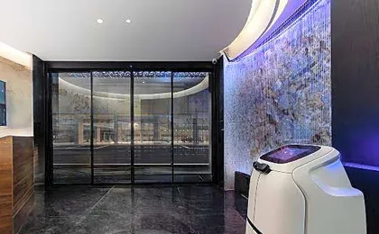 Xiaowu Hotel (Yide Road Metro Station)