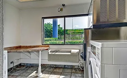 Motel 6-Glenview, IL - Chicago North