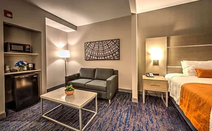 Best Western Plus Media Center Inn & Suites