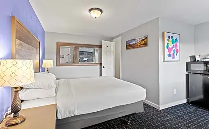 Coyote Mountain Lodge