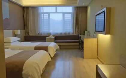Captain Chain Hotel (Daixian Selected)