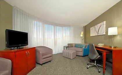 Courtyard by Marriott Oakland Downtown