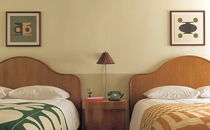 Casa Loma Beach Hotel