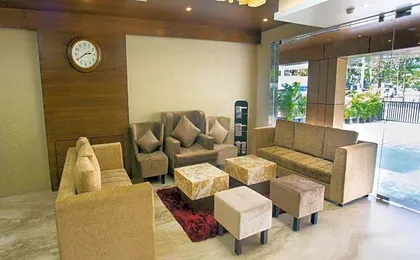 ST Parklane Airport Hotel