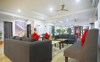 OYO Townhouse 398 Cloud Bay