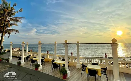 Mascot Beach Resort