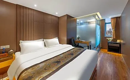 Xiaowu Hotel (Yide Road Metro Station)