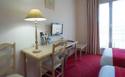 Brit Hotel Du Perche