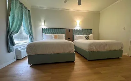 Athens Hotel & Suites