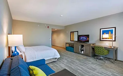 Hampton Inn & Suites Sacramento at CSUS