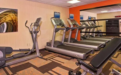 Courtyard by Marriott Richmond West