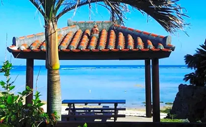 ALOALO BEACH 川平