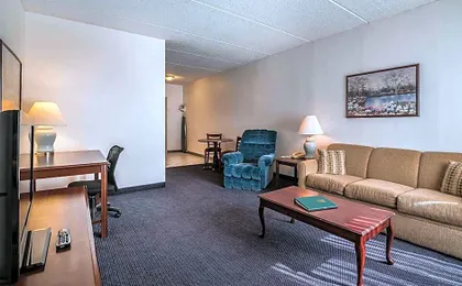Quality Inn & Suites Albany Airport
