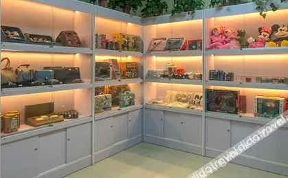 Vienna Hotel （Henan Xuchang Yanling Huadu Avenue store）