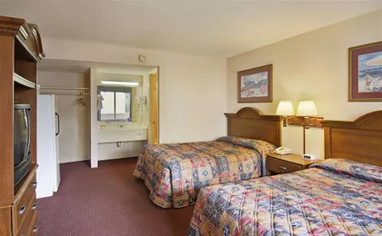 Standard Two Double Bed Room