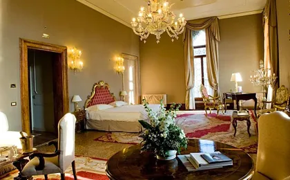 Ca' Sagredo Hotel