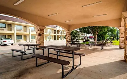 SureStay Hotel by Best Western Floresville