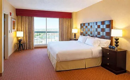 Embassy Suites by Hilton Norman Hotel & Conference Center