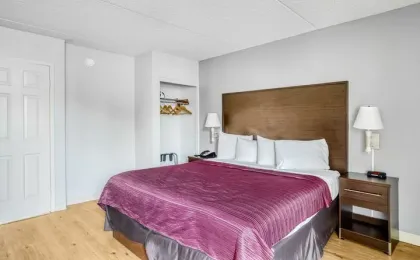 OYO Hotel Burlington South