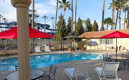 Best Inn & Suites