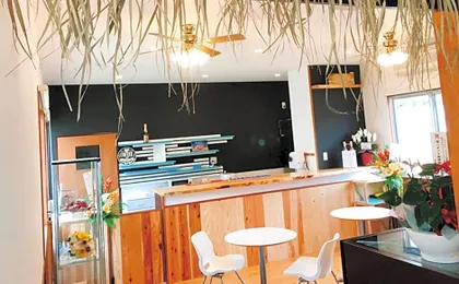 ALOALO BEACH 川平