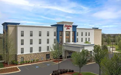 Hampton Inn Yorkville