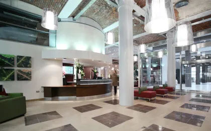The Place Aparthotel