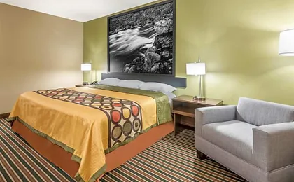 Super 8 by Wyndham Bryant Little Rock Area