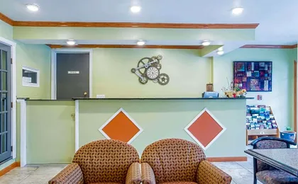 Econo Lodge Manchester