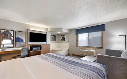 AmericInn by Wyndham Bismarck