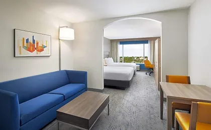 Holiday Inn Express Hotel & Suites Port St. Lucie West By IHG