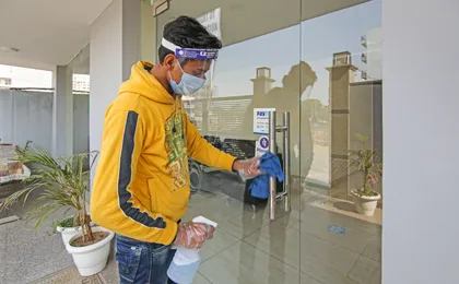 OYO Flagship 39600 Sathguru Residency