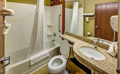 Microtel Inn & Suites by Wyndham North Canton