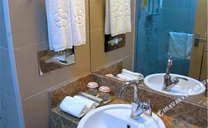 Media Center Hotel