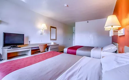 Motel 6 Amherst, NY - Buffalo