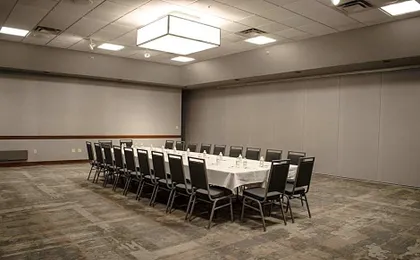 Holiday Inn Fargo By IHG