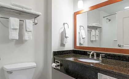 Best Western Plus Westgate Inn & Suites